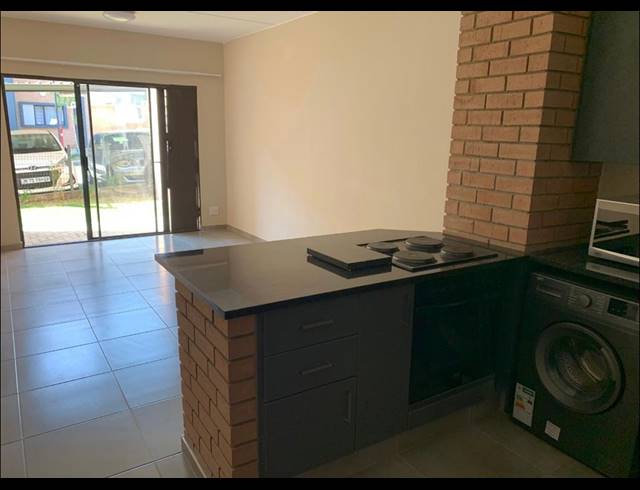 2 BEDROOM APARTMENT TO LET IN VORNA VALLEY